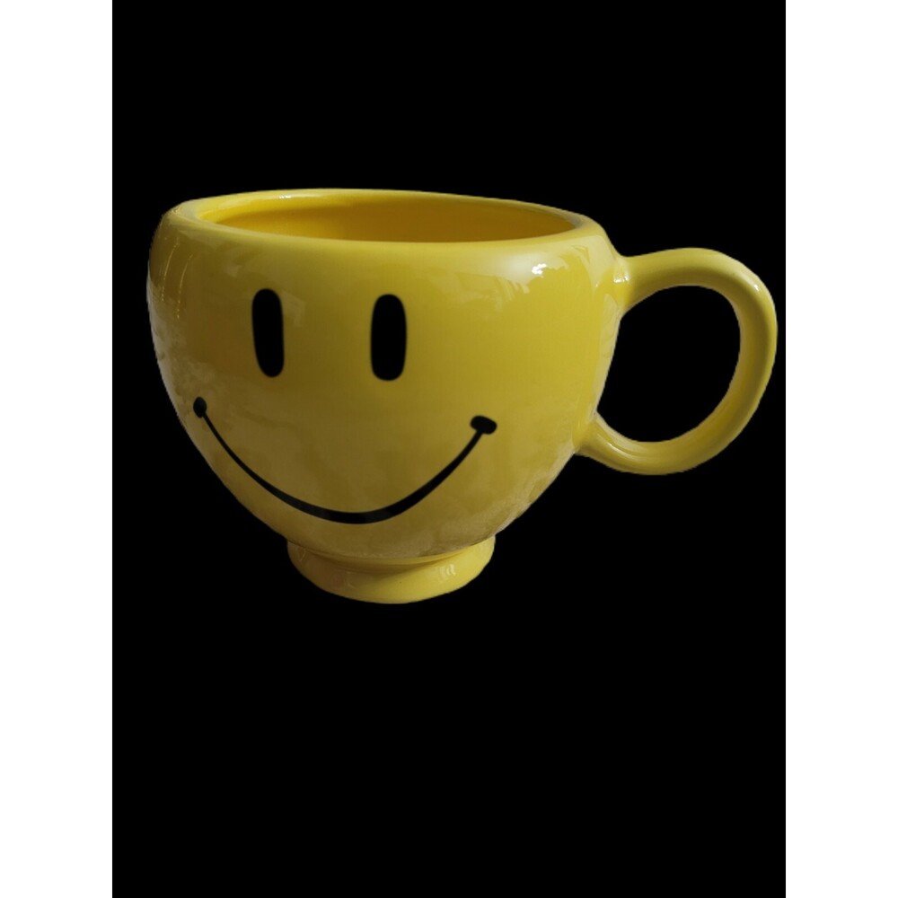 Teleflora 20oz Oversized Yellow Happy Smiley Face Tea Coffee Mug Cup Smile Emoji